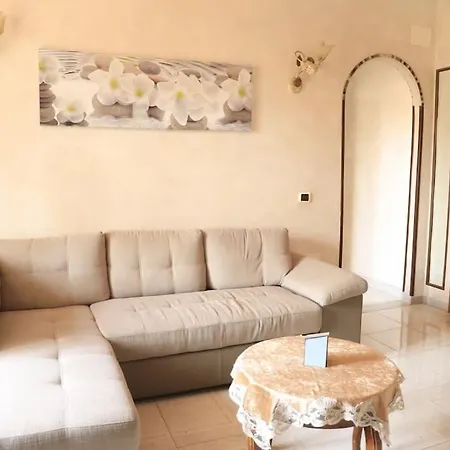 Due Minuti Dal Mare Con Balcone Vista Mare