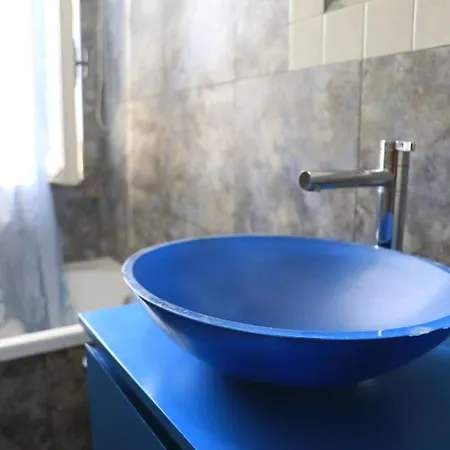 Due Minuti Dal Mare Con Balcone Vista Mare شقة تروبيا