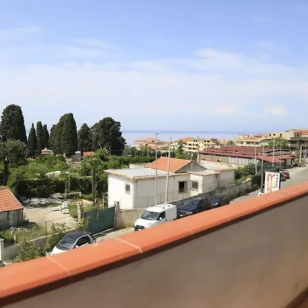 Due Minuti Dal Mare Con Balcone Vista Mare Tropea