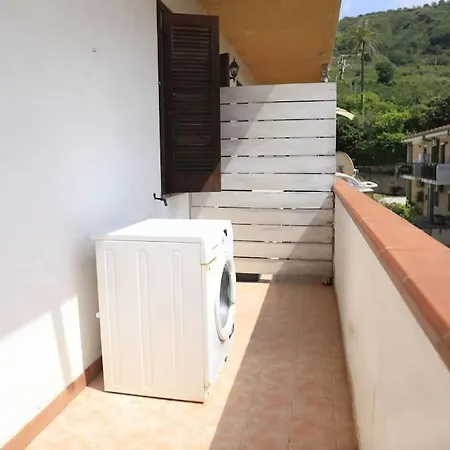 Due Minuti Dal Mare Con Balcone Vista Mare * Tropea