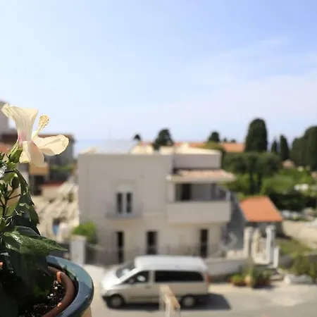 Due Minuti Dal Mare Con Balcone Vista Mare