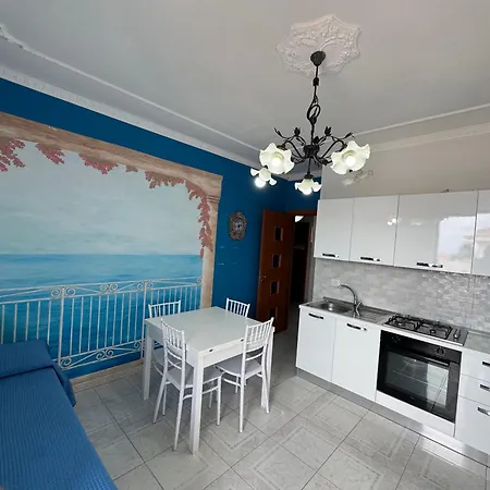 Due Minuti Dal Mare Con Balcone Vista Mare Tropea