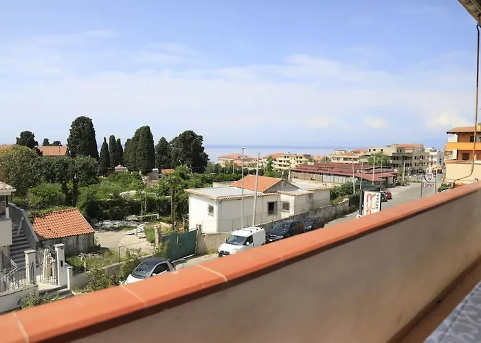 Due Minuti Dal Mare Con Balcone Vista Mare Tropea