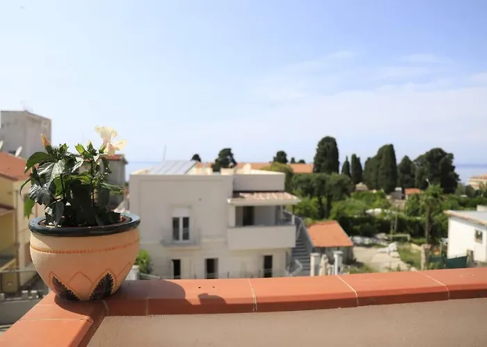 Apartman Due Minuti Dal Mare Con Balcone Vista Mare *