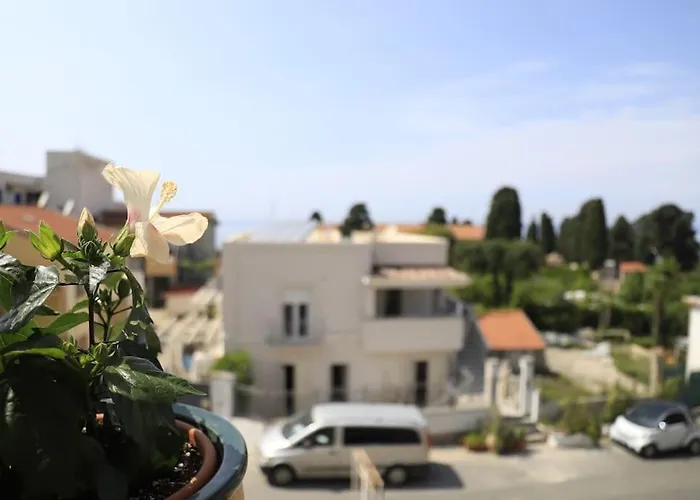 Due Minuti Dal Mare Con Balcone Vista Mare