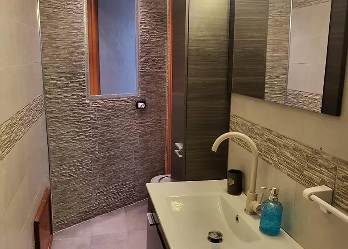 Due Minuti Dal Mare Con Balcone Vista Mare