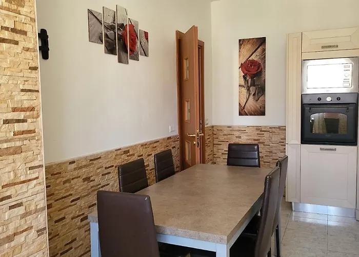 Due Minuti Dal Mare Con Balcone Vista Mare