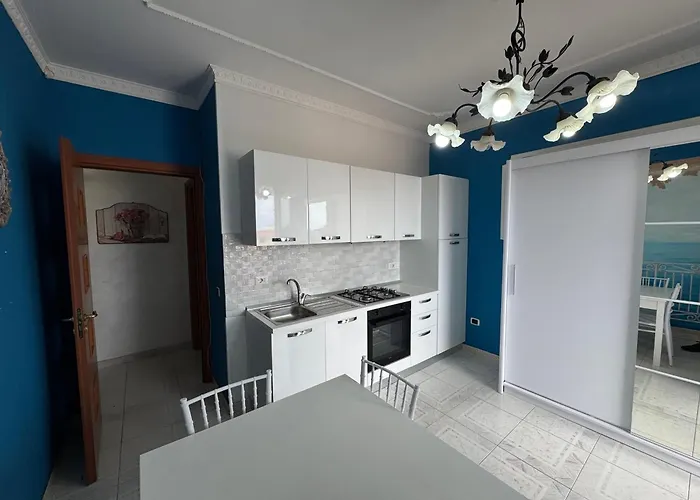 Due Minuti Dal Mare Con Balcone Vista Mare Apartman Tropea